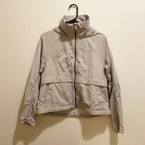 Lululemon Effortless Jacket Size 6
